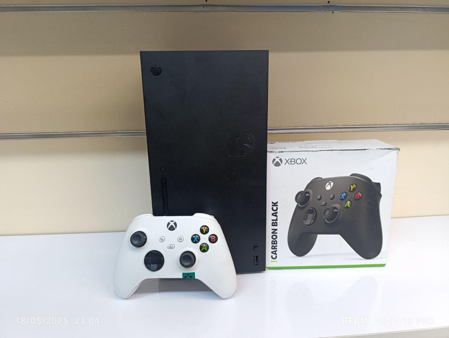 xbox series xدر حد آکبند دودسته اصلی|کنسول، بازی ویدئویی و آنلاین|اصفهان, سعادت‌آباد|دیوار
