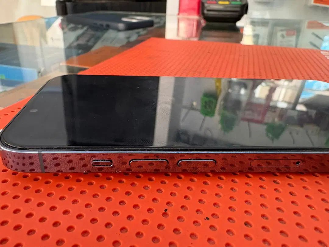 اپل iPhone 13 Pro با حافظهٔ ۲۵۶ گیگابایت|موبایل|اصفهان, آبشار|دیوار