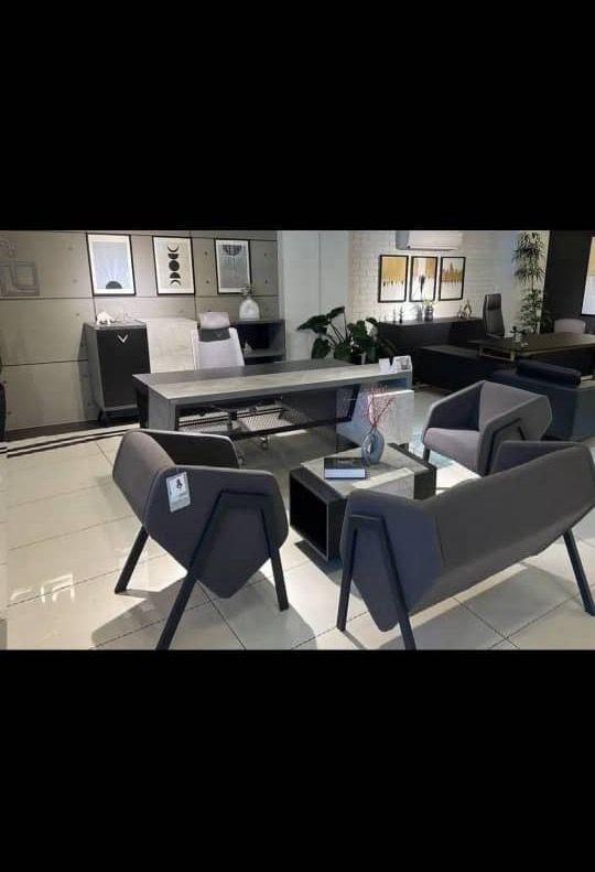 فروش میز و صندلی مدیریت دفترکار مبل نیمست پیشخوان|دفتر کار|زرین دشت (فارس), |دیوار