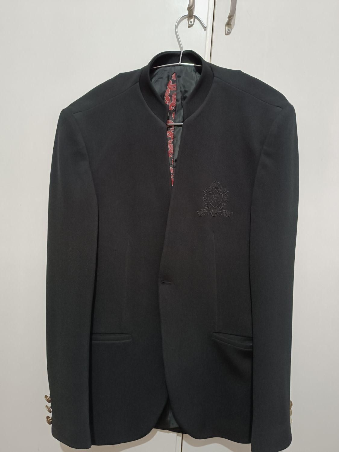 کت تک اسپورت|لباس|پرند, فاز ۱|دیوار