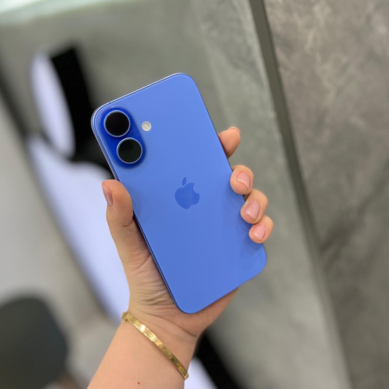 اپل  iPhone 16 Normal|موبایل|کرج, مهرویلا جنوبی|دیوار