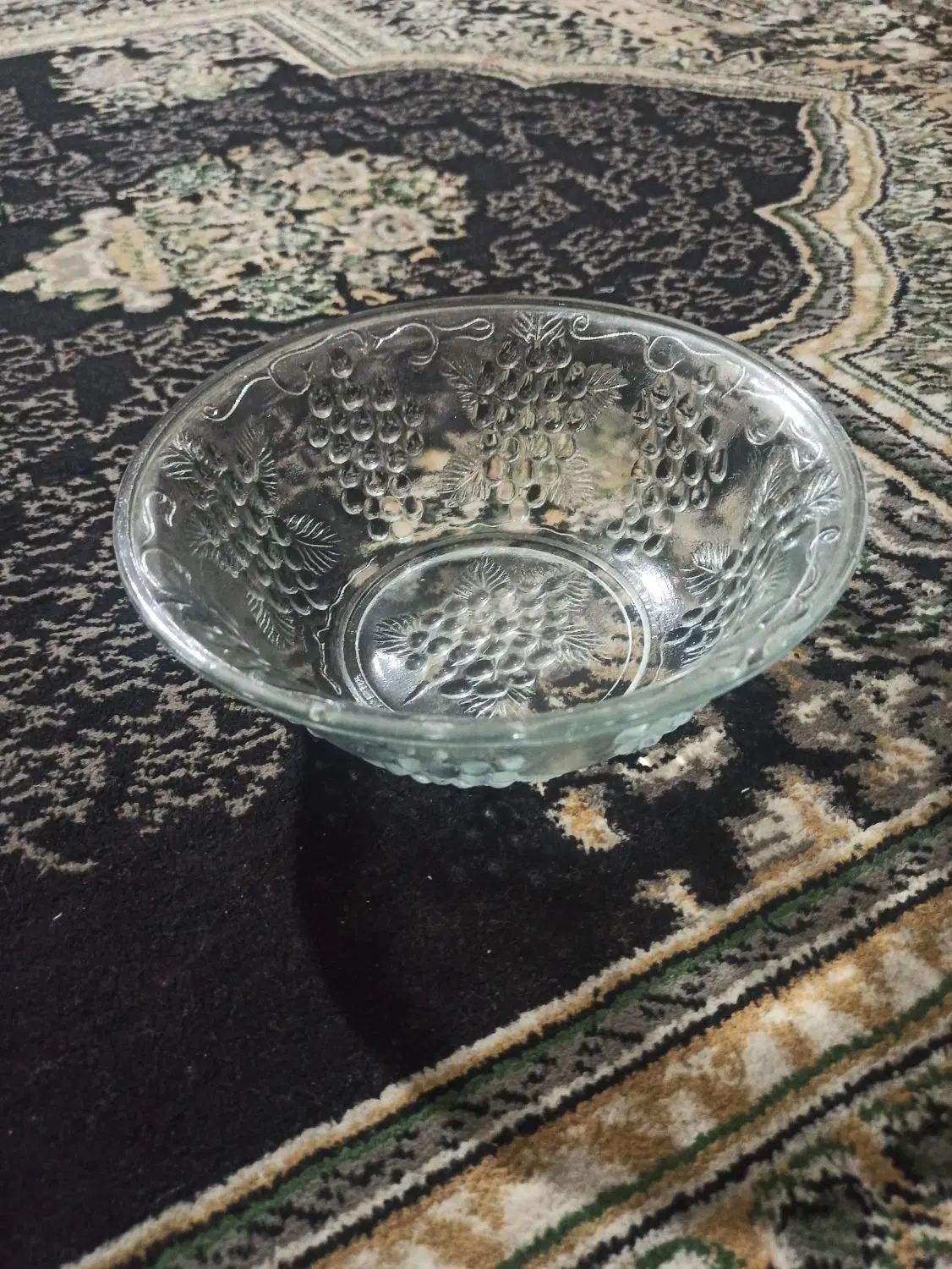تعدادی ظروف منزل|ظروف سرو و پذیرایی|اصفهان, طاحونه|دیوار