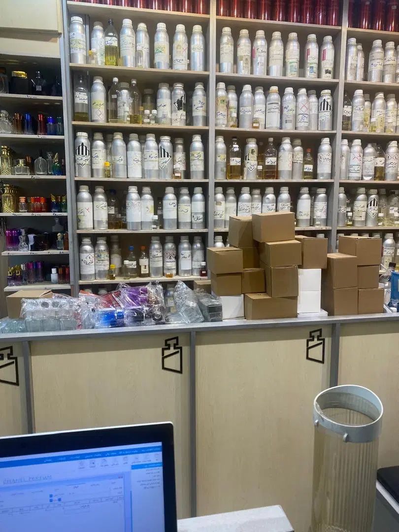 پخش کننده اسانس های برتر و پرطرفدار دنیا|آرایشی، بهداشتی، درمانی|تهران, هفده شهریور|دیوار