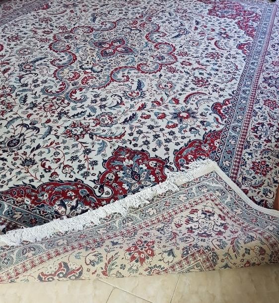 یک عدد فرش ۱۲متری قدیمی و کم استفاده|فرش|تهران, شهید بروجردی|دیوار