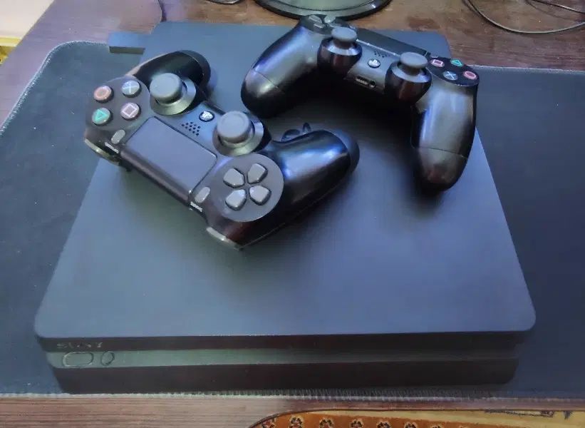ps4 اسلیم دو دسته|کنسول، بازی ویدئویی و آنلاین|کرج, شهرک بهداری|دیوار
