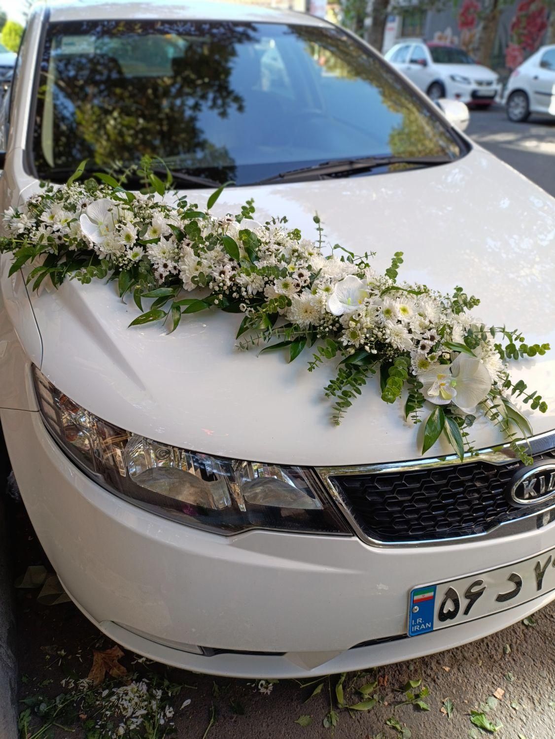 ماشین عروس تاج گل دسته گل اجاره خودرو باکس گل|خدمات پذیرایی، مراسم|شهریار, شهریار|دیوار