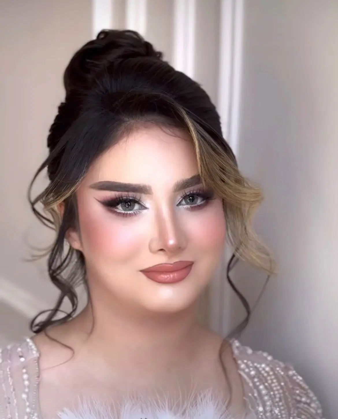 میکاپ کار|خدمات آرایشگری و زیبایی|مشهد, گلشور|دیوار