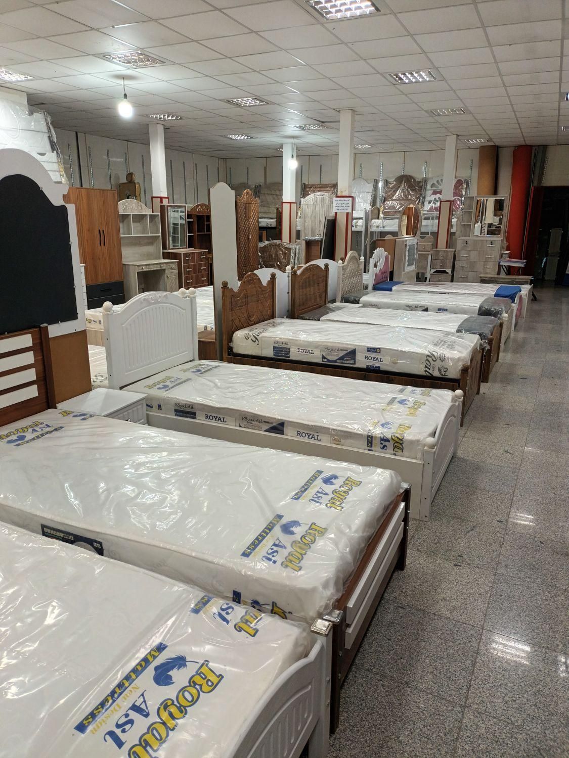 تخت وکیوم الیت دار آنتیک طلایی|تخت و سرویس خواب|الوند, |دیوار