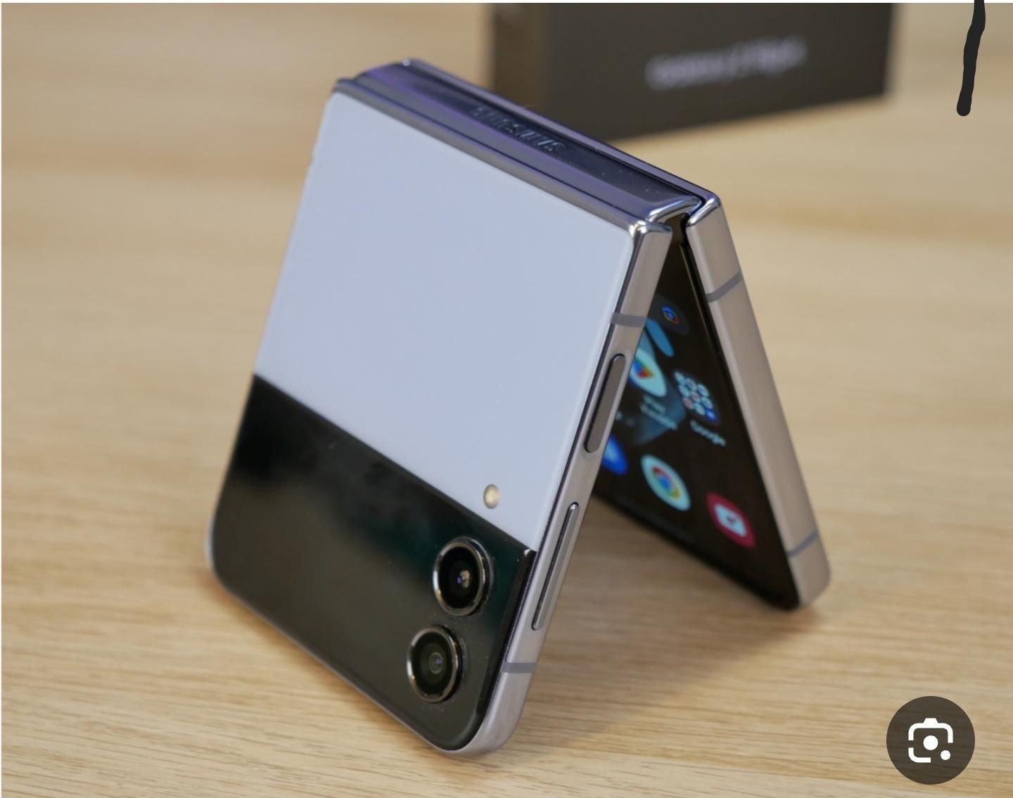 سامسونگ Galaxy Z Flip4 با حافظهٔ ۲۵۶ گیگابایت|موبایل|شاهین‌شهر, حافظ جنوبی|دیوار