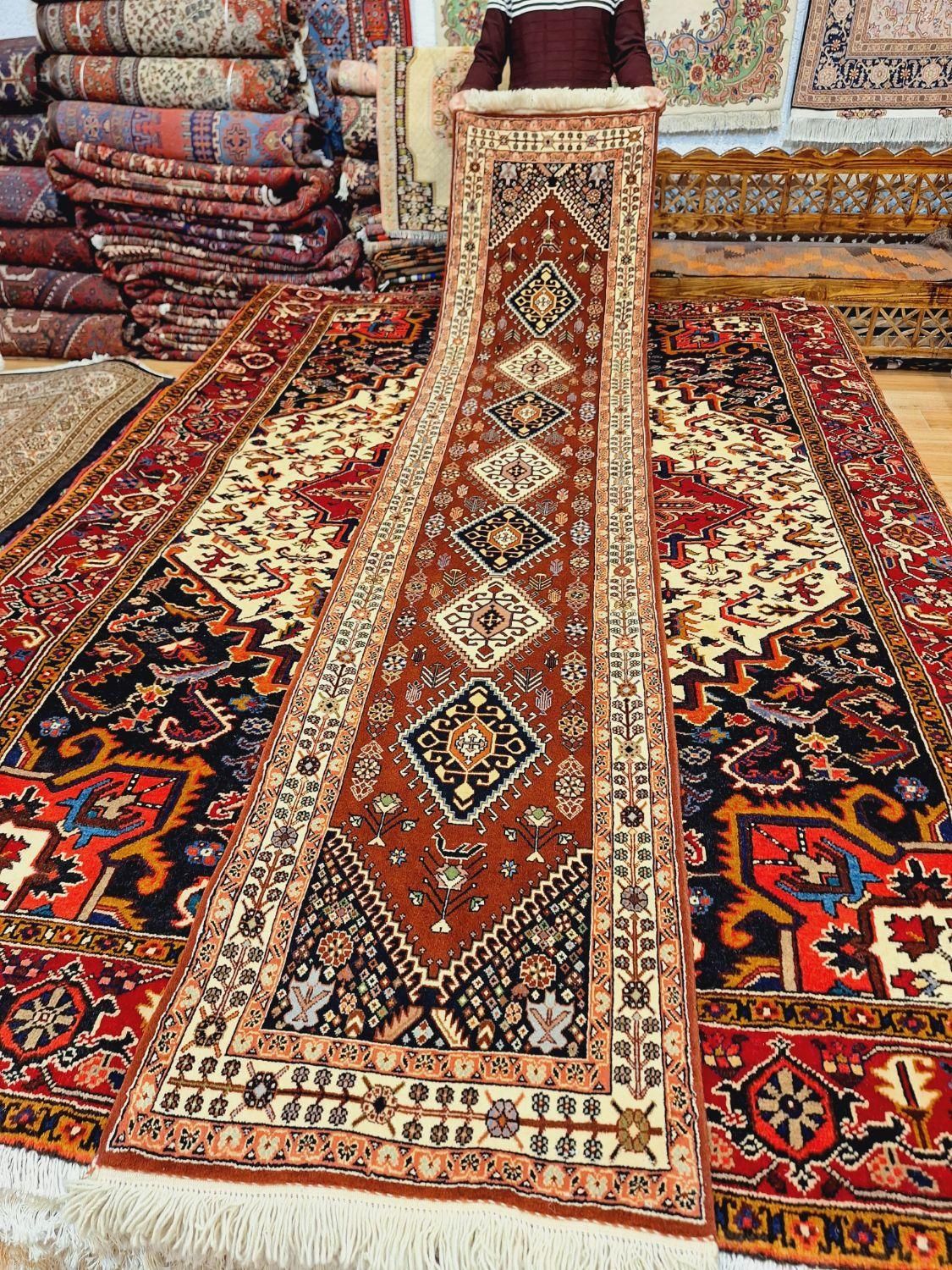 کناره دستباف شیراز زمینه روناسی|فرش|تهران, اکباتان|دیوار