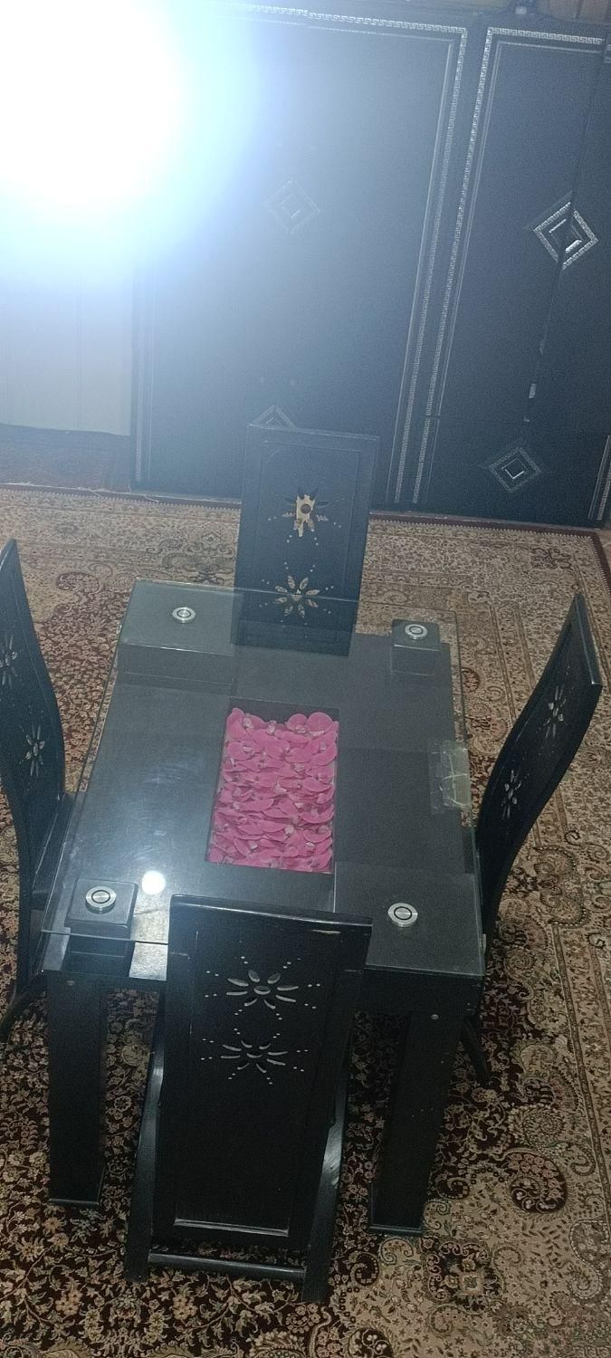 میز نهار خوری|میز و صندلی غذاخوری|نسیم‌شهر, |دیوار