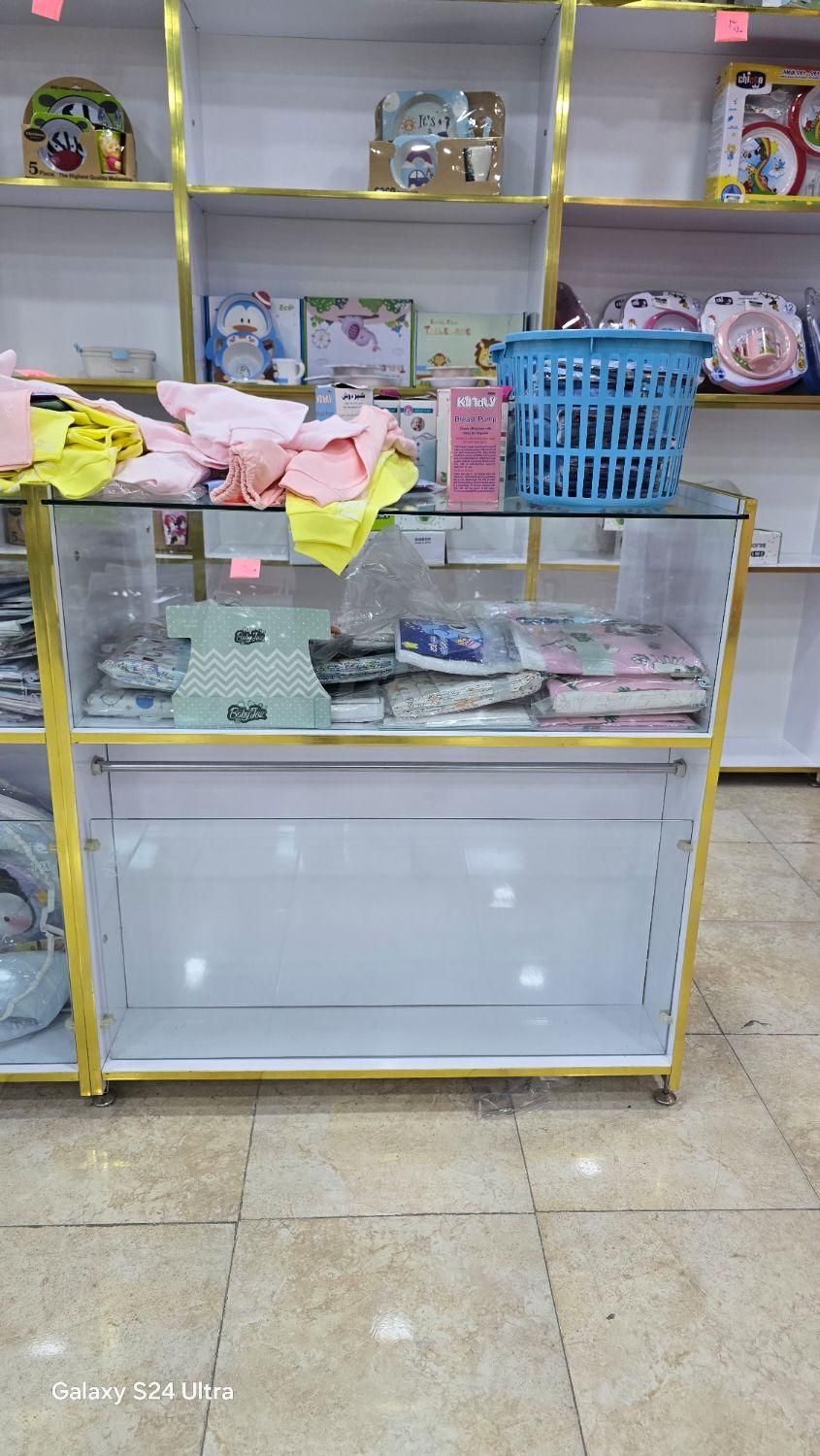 تعدادی ویترین ام دی اف|بوفه، ویترین، کنسول|خرمآباد, |دیوار