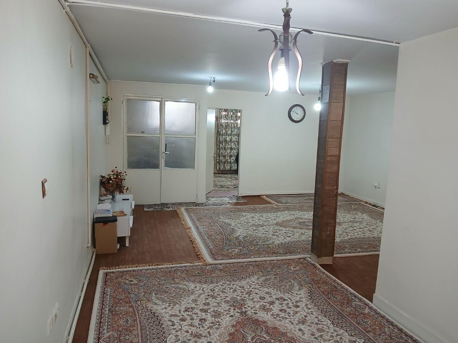 زیر زمین  60متر 1خوبه|اجارهٔ خانه و ویلا|تهران, علم و صنعت|دیوار