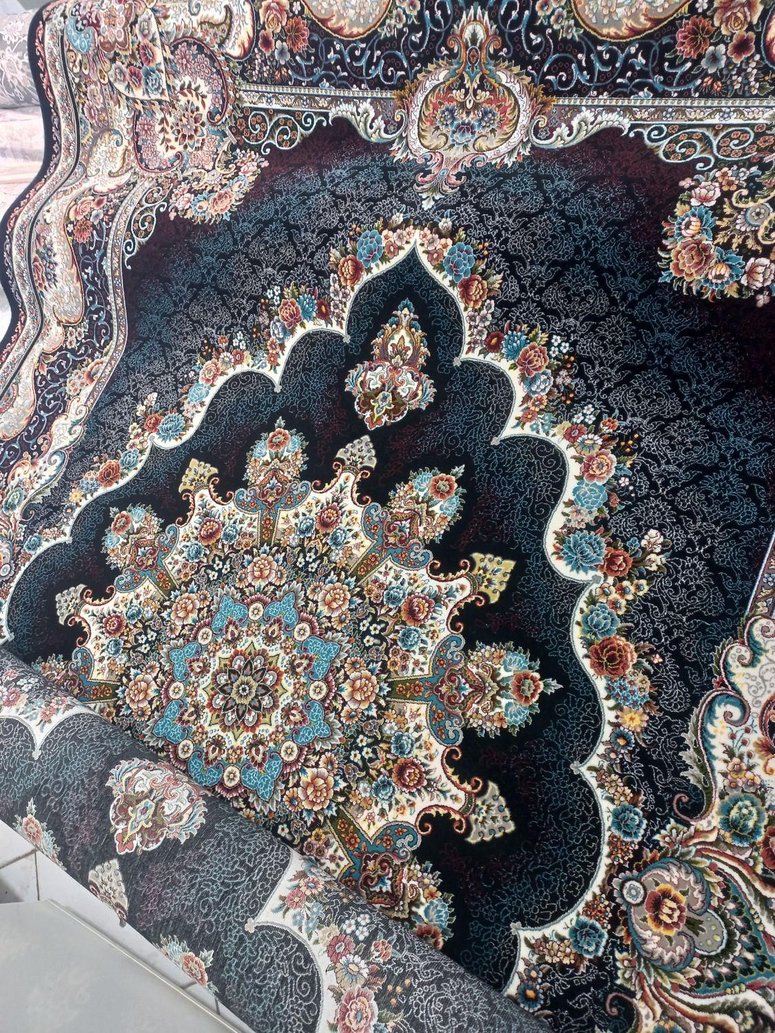 خریدار و فروش انواع فرش ماشینی ودست بافت|فرش|فردیس, طالقانی|دیوار