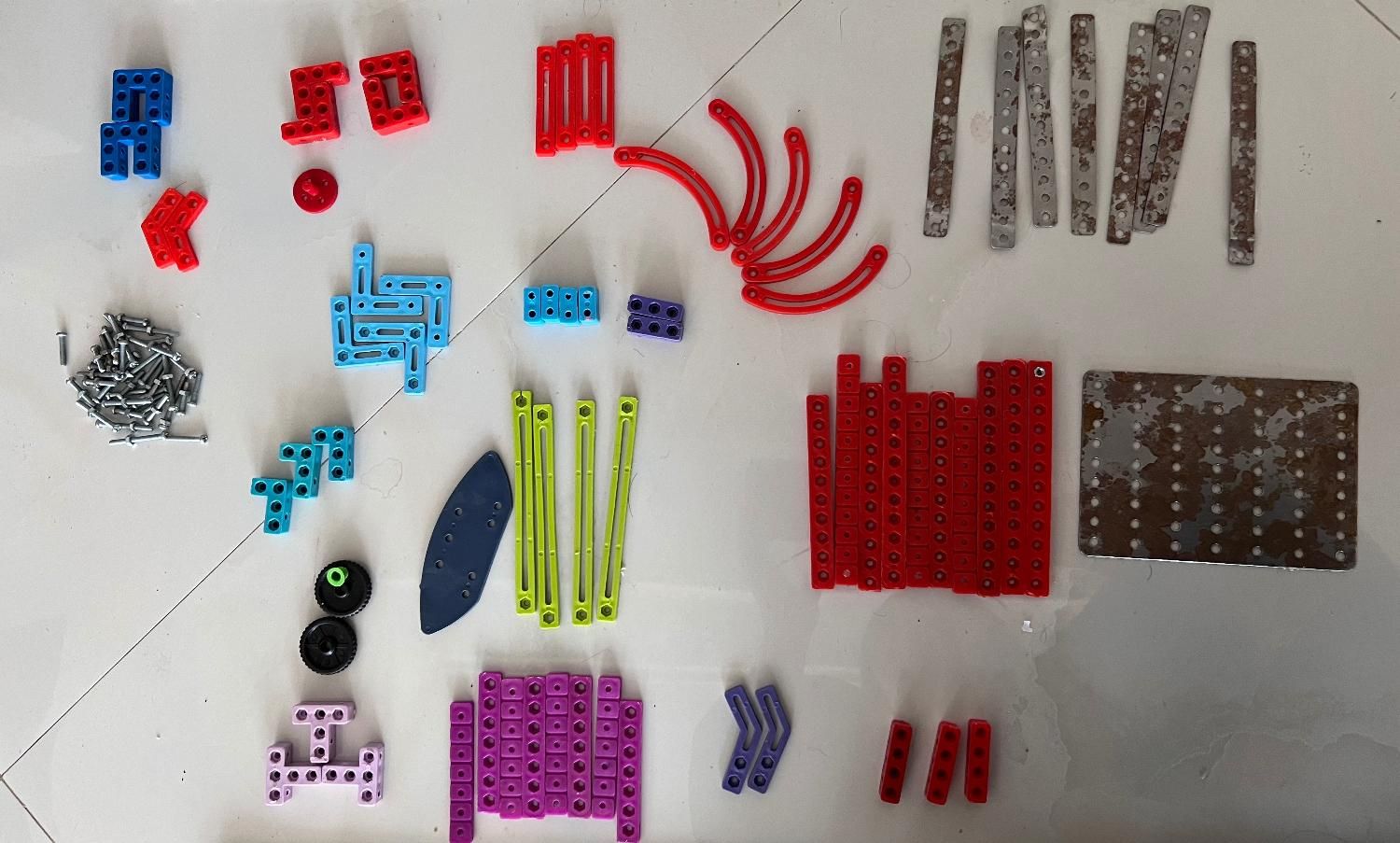 وسایل رباتیک|اسباب‌‌بازی|مشهد, شهید فرامرز عباسی|دیوار