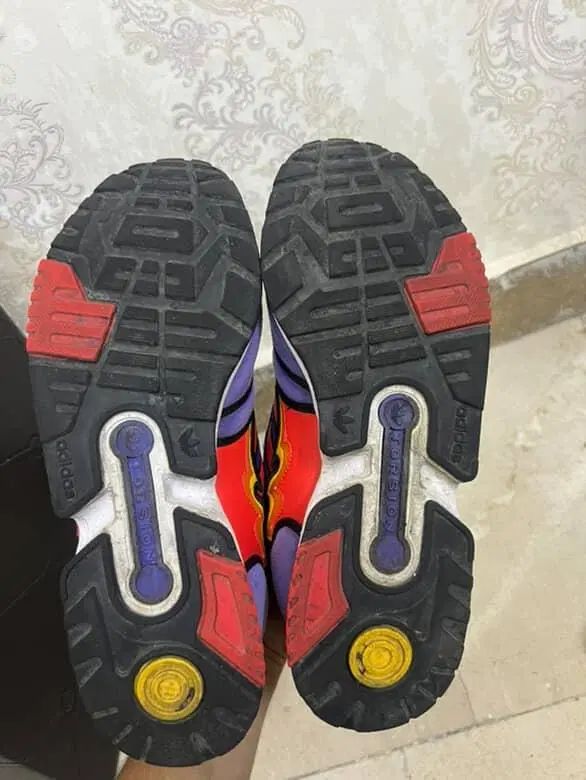 کتونی zx1000 اورجینال سایز 43|کیف، کفش، کمربند|تهران, جی|دیوار