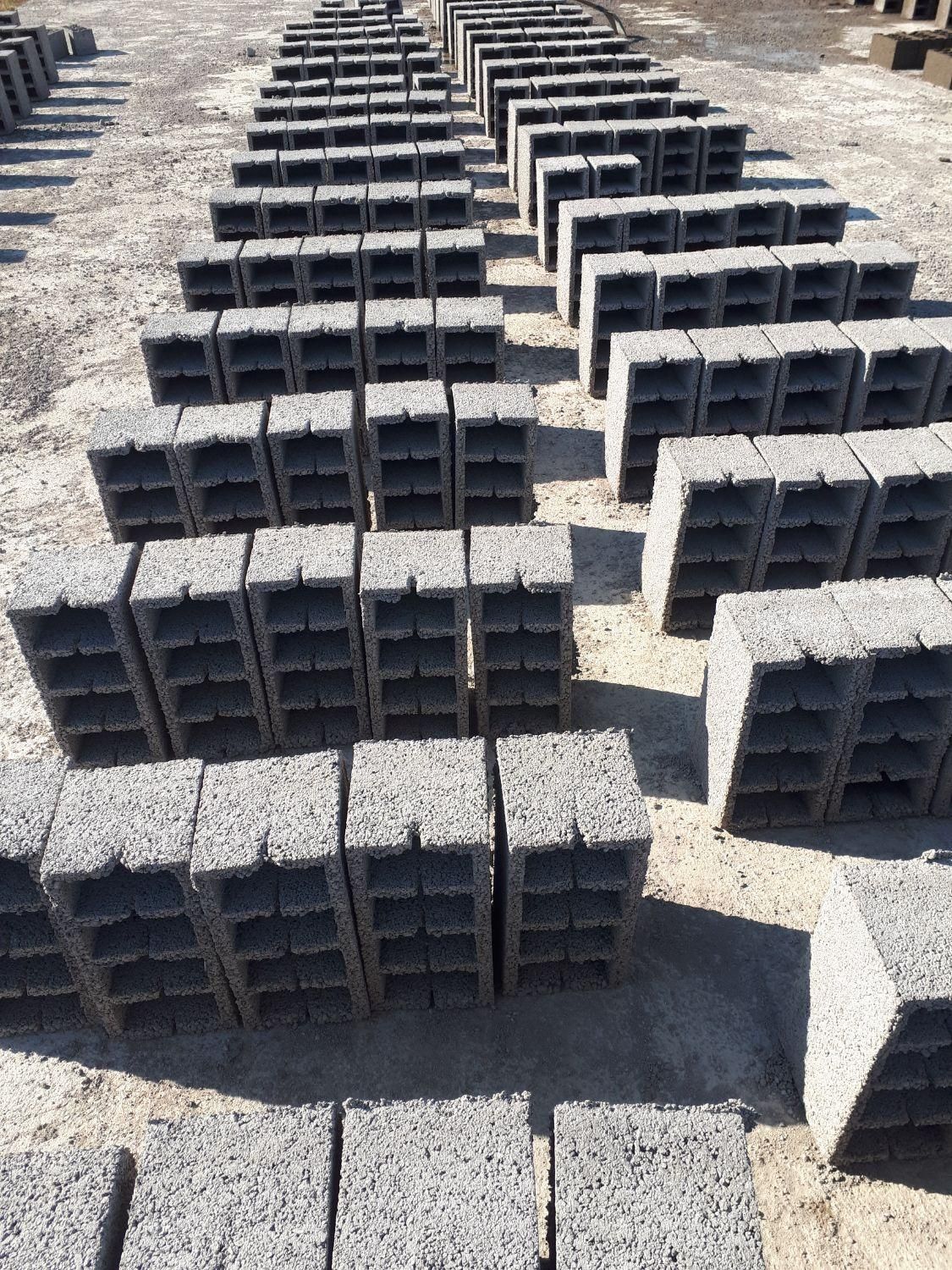 بلوک ۴خانه سنگین|مصالح و تجهیزات ساختمان|ارومیه, |دیوار