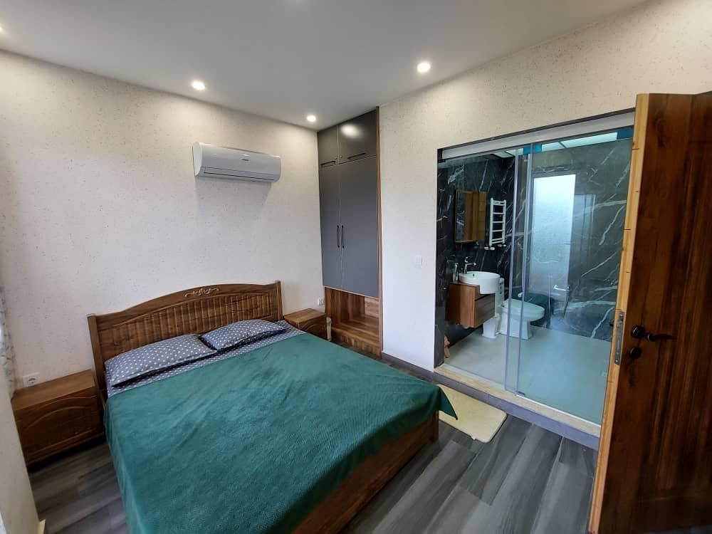 اجاره ویلا تریبلکس ساحلی 4خواب مستراستخر جکوزی|اجارهٔ کوتاهمدت آپارتمان و سوئیت|بندر انزلی, اطبا|دیوار