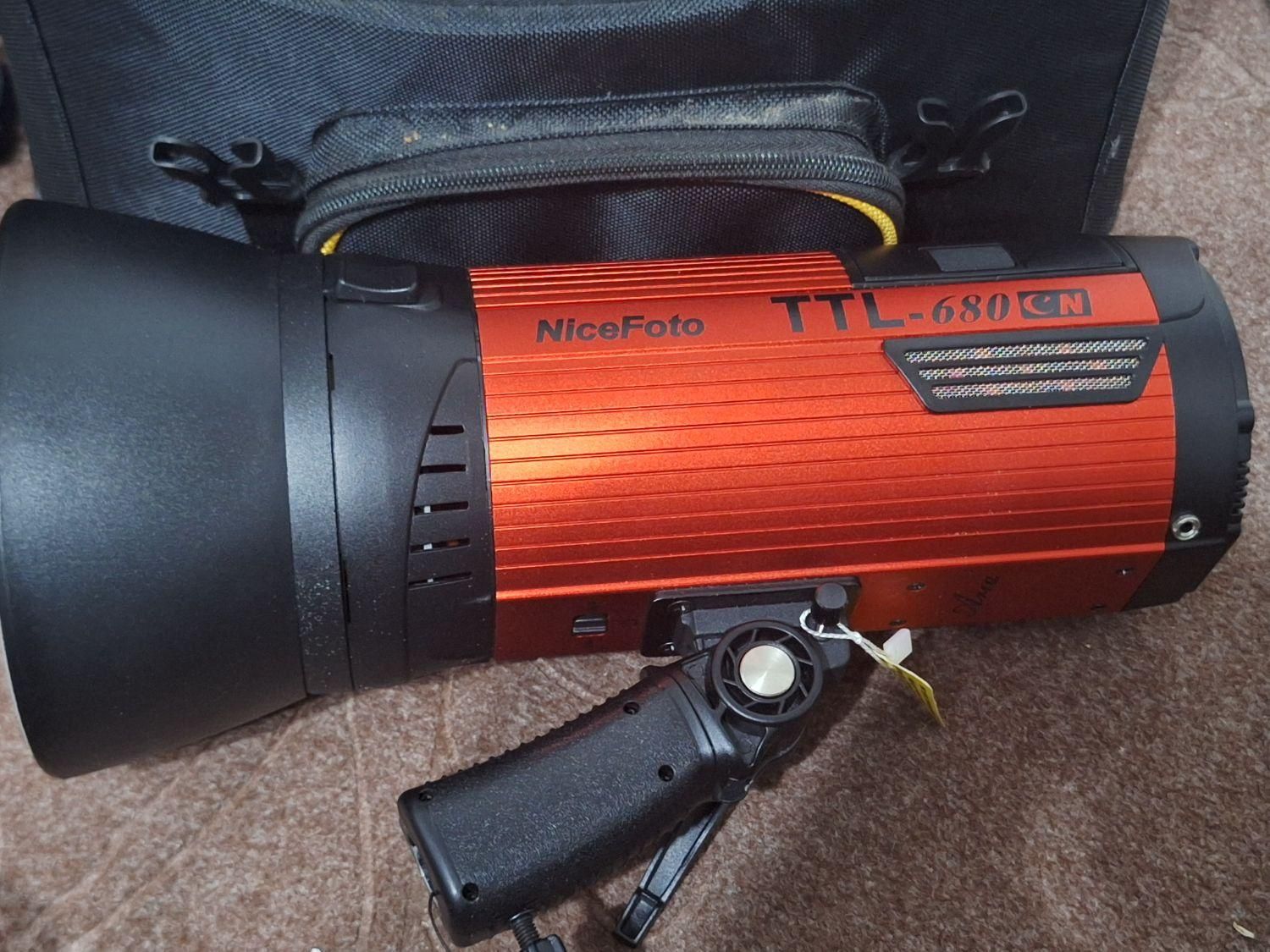 نور نایس فوتو ۶۸۰ ژول ttl نیکون|دوربین عکاسی و فیلمبرداری|خمام, |دیوار