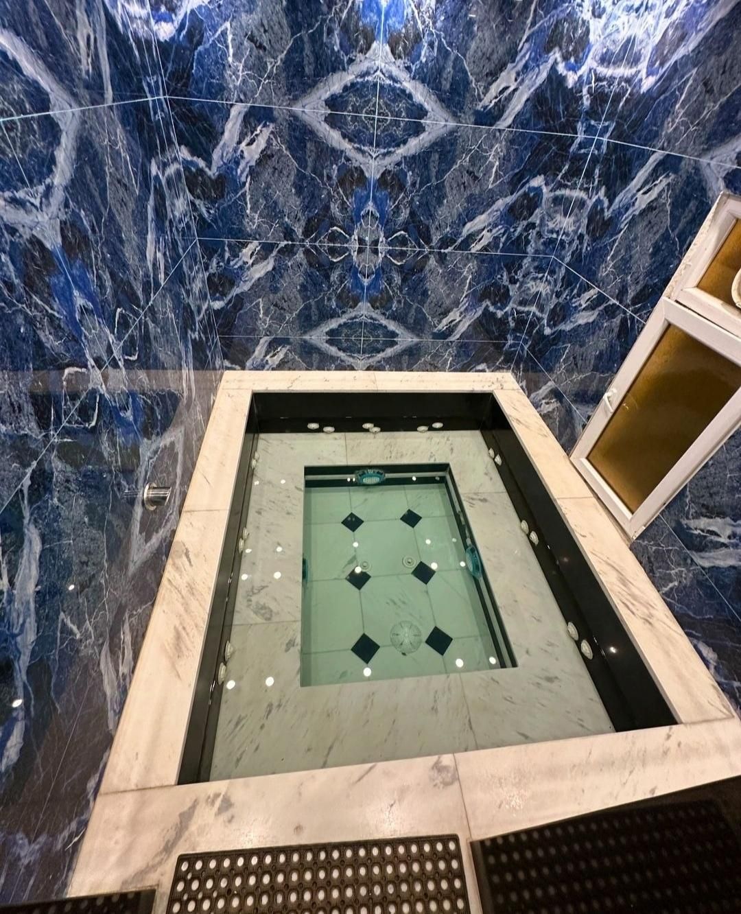 اجاره باغ ویلا سرپوشیده گرم|اجارهٔ کوتاهمدت ویلا و باغ|تهران, چیتگر جنوبی|دیوار