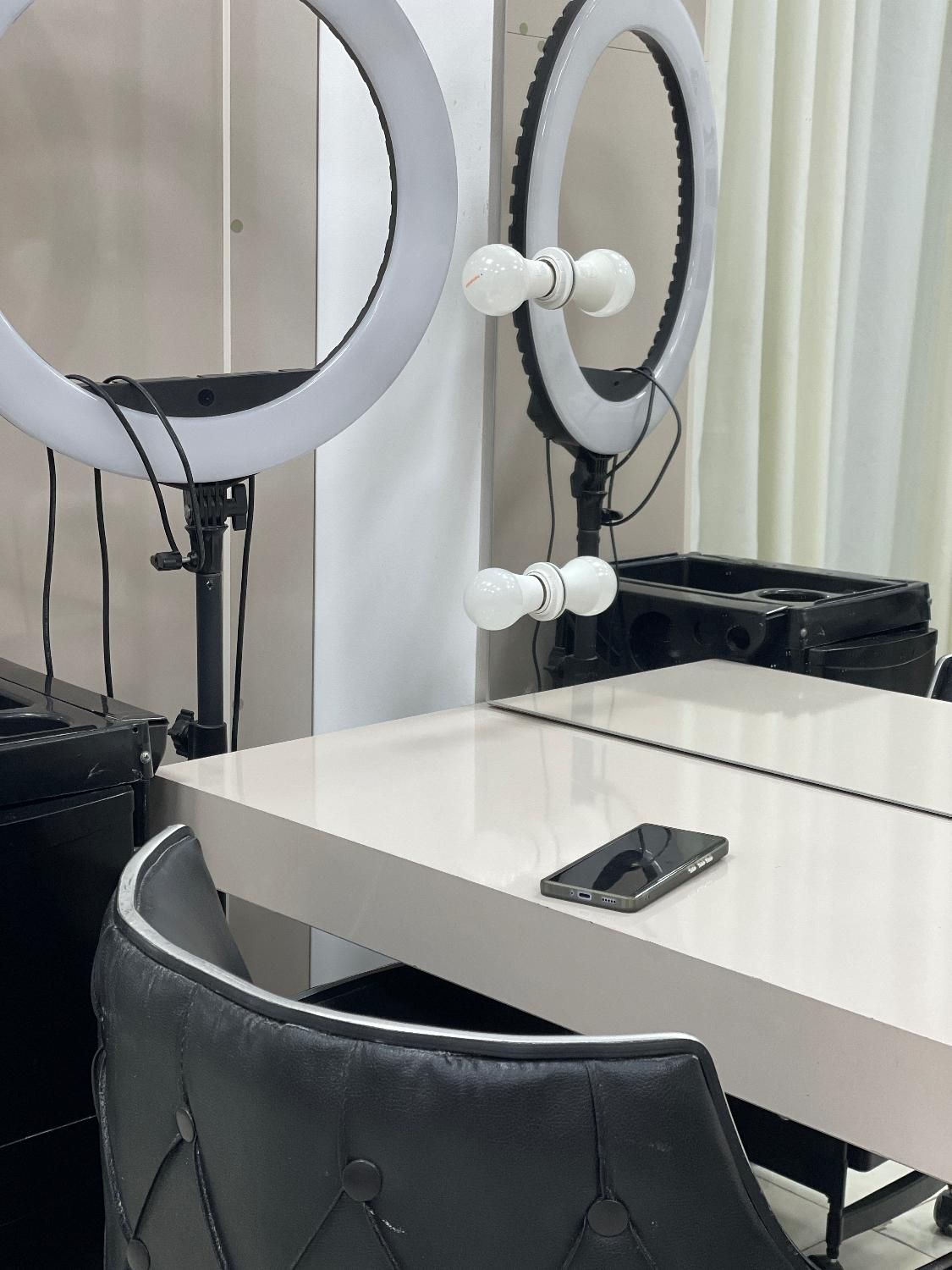 جذب نیروی رنگکار و میکرو ابرو و اکستنشن مژه|استخدام درمانی، زیبایی، بهداشتی|رشت, شهرک قدس|دیوار