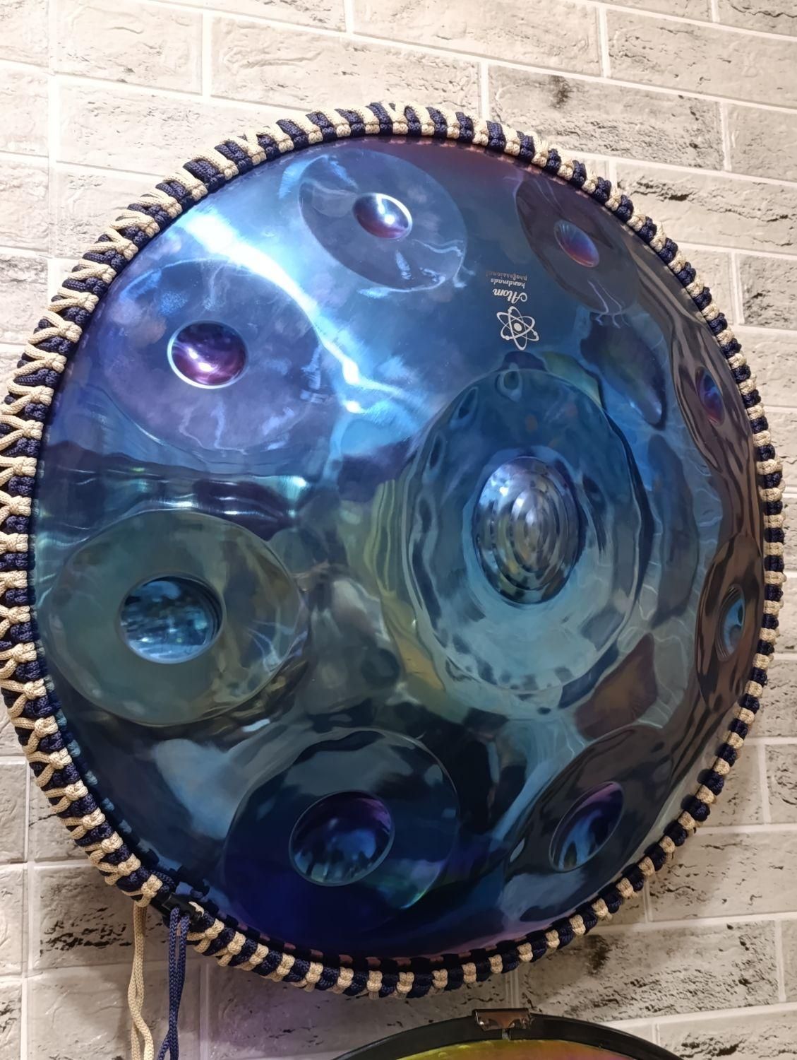 هنگ درام اتم|درام و پرکاشن|خرمآباد, |دیوار