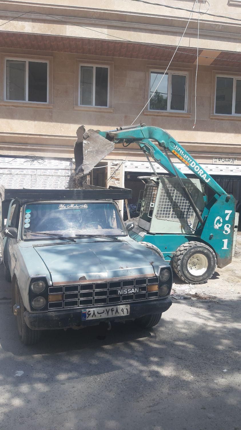 حمل نخاله ساختمانی و ماسه با نیسان کمپرسی|خدمات حمل و نقل|اردبیل, |دیوار