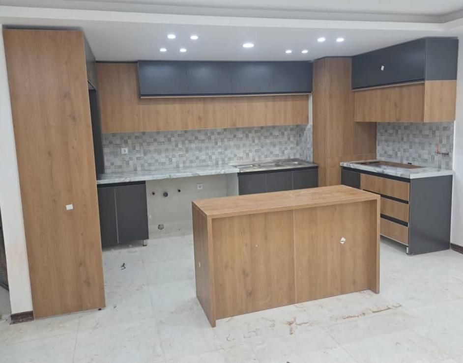 ساخت و تعمیرات انواع کابینت کمد دیواری و تخت وکمد|خدمات پیشه و مهارت|شیراز, سفیرشمالی|دیوار