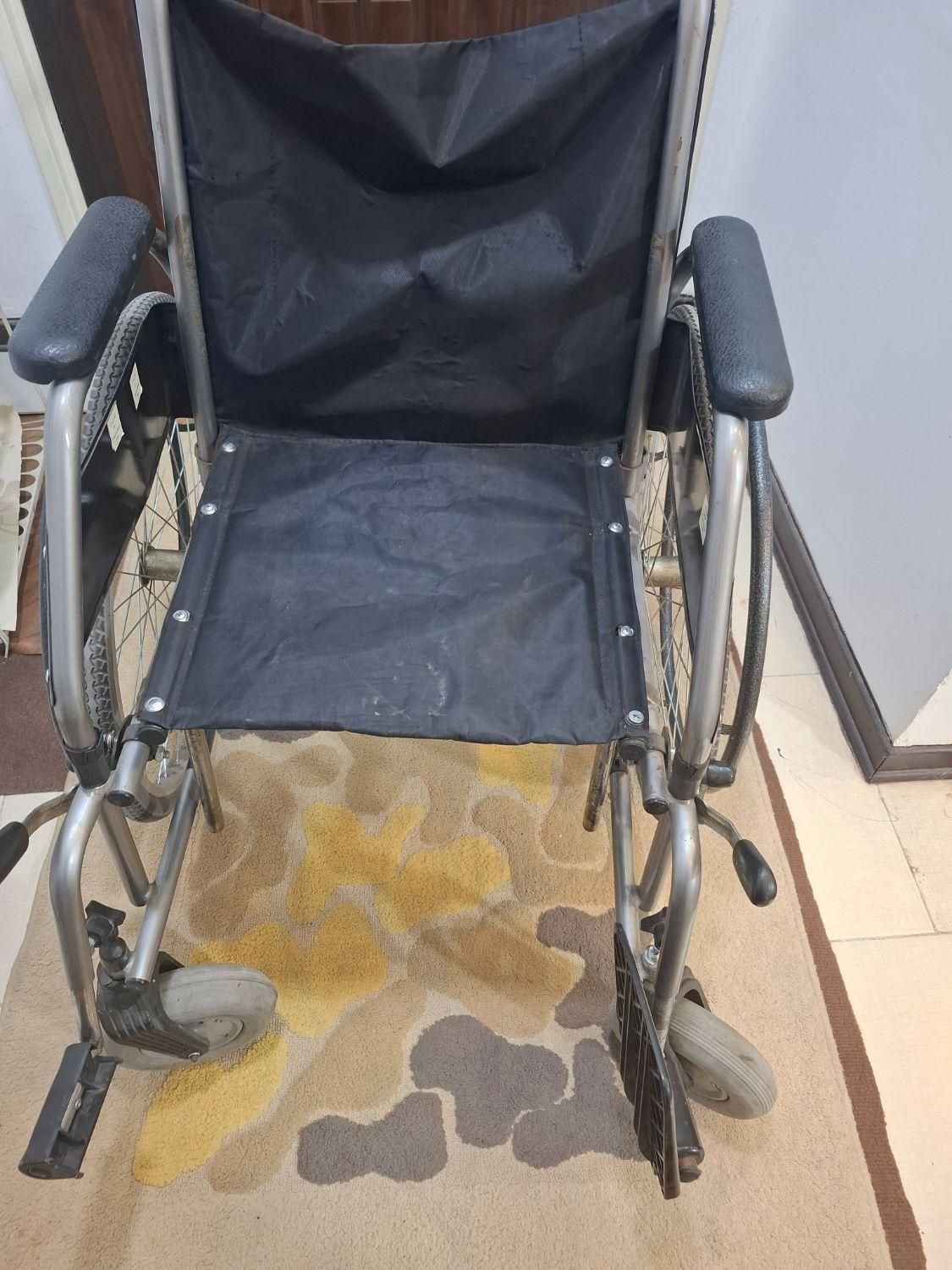 ویلچر طبی و استاندارد|آرایشی، بهداشتی، درمانی|رودهن, |دیوار