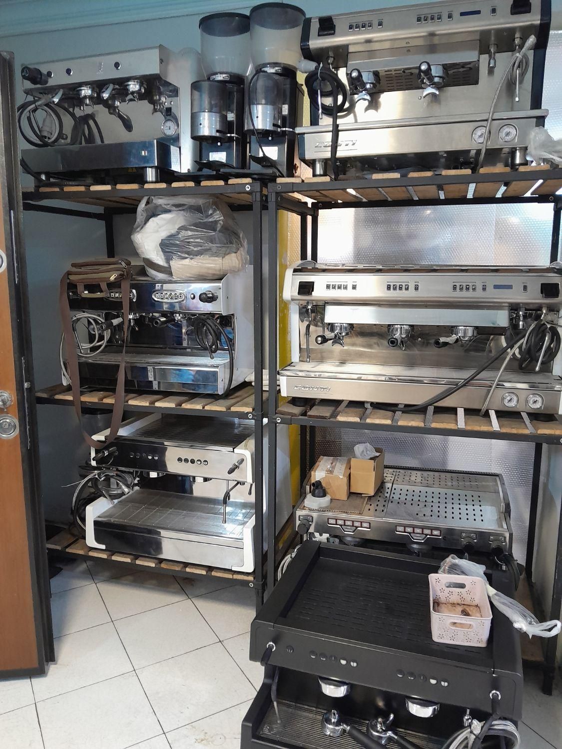 دستگاه اسپرسوساز صنعتی|کافی‌شاپ و رستوران|بندر گناوه, |دیوار