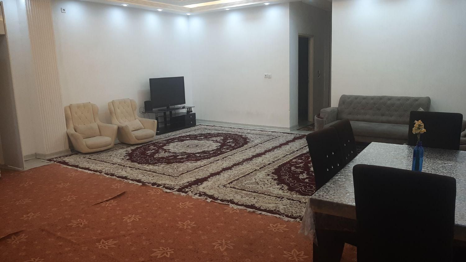 اجاره سویت روزانه/ویلایی/میدان یادبودو ساحل سورو|اجارهٔ کوتاه‌مدت آپارتمان و سوئیت|بندرعباس, |دیوار