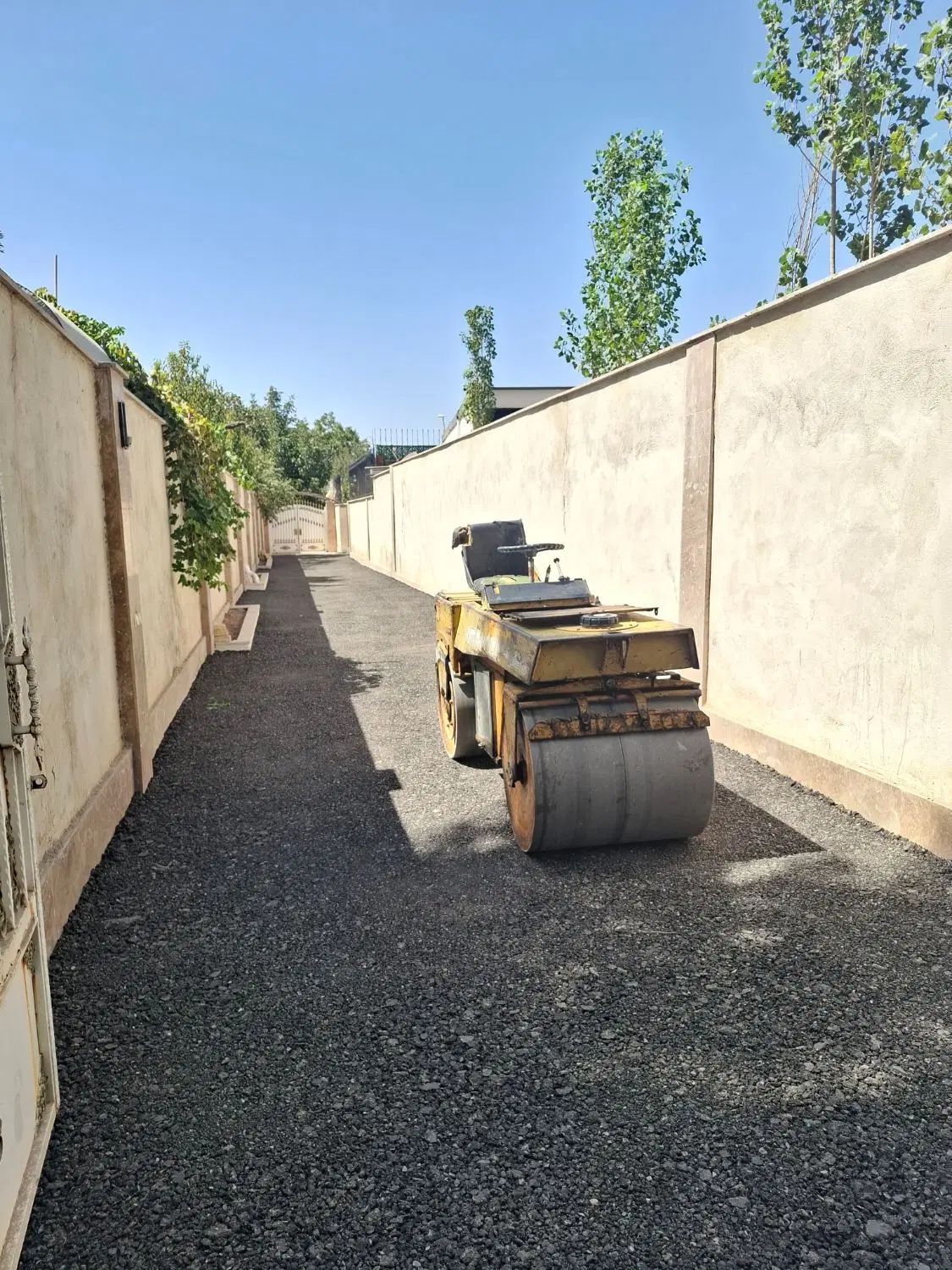 اجاره دهی غلطک موتوری سبک سنگین کوبش زمین گوهردشت|ماشین‌آلات صنعتی|کرج, باغستان|دیوار