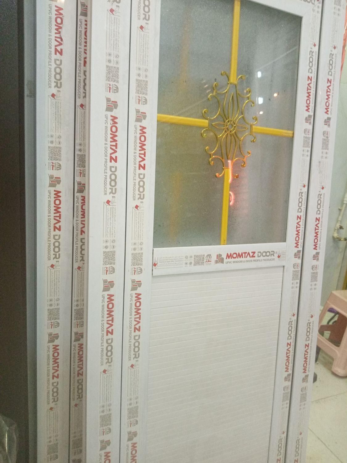 سرویس بهداشتی(درب یو پی وی سی)darb|مصالح و تجهیزات ساختمان|خرمآباد, |دیوار