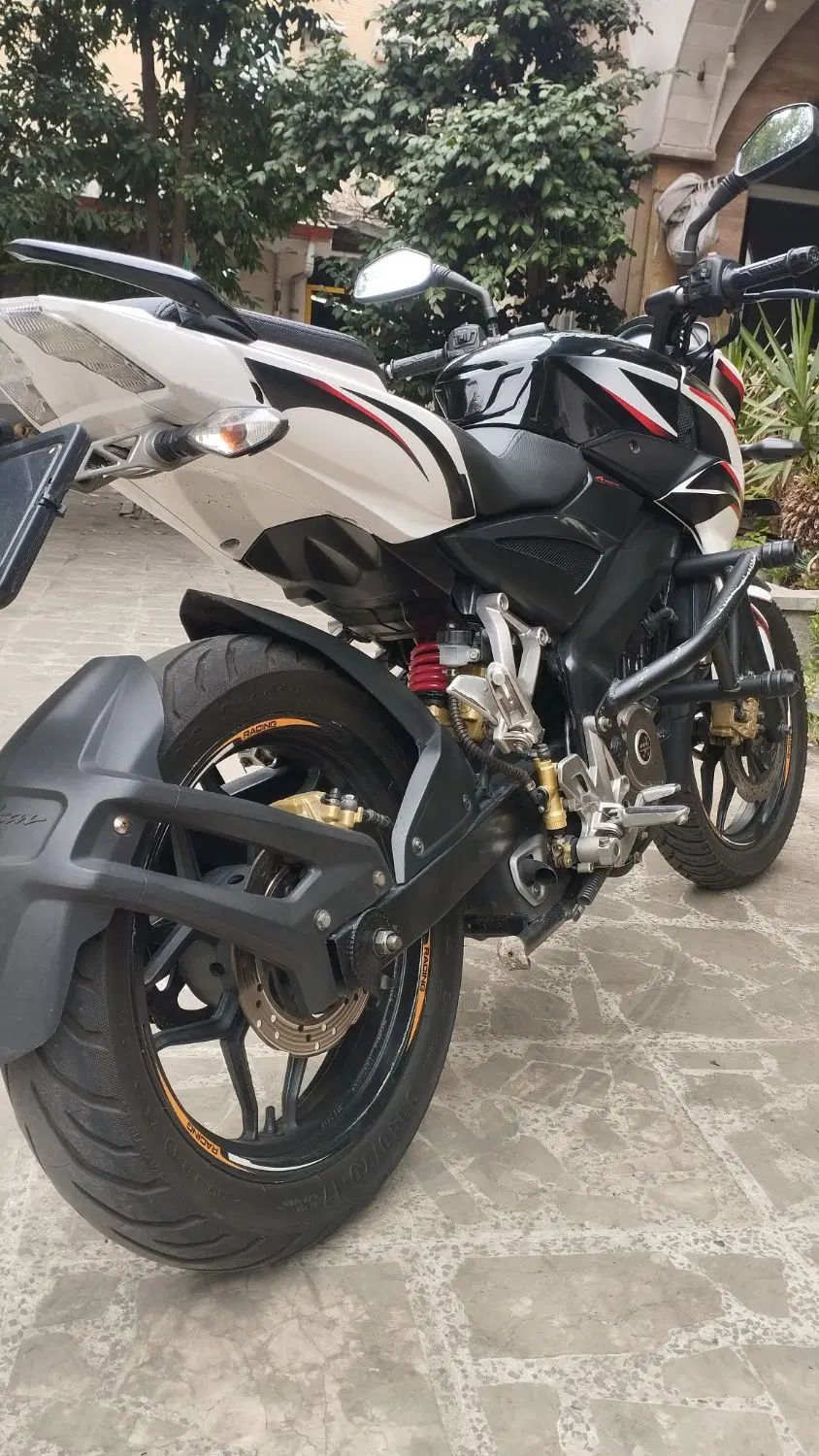 NS200 RS200|موتورسیکلت|رشت, توشیبا|دیوار