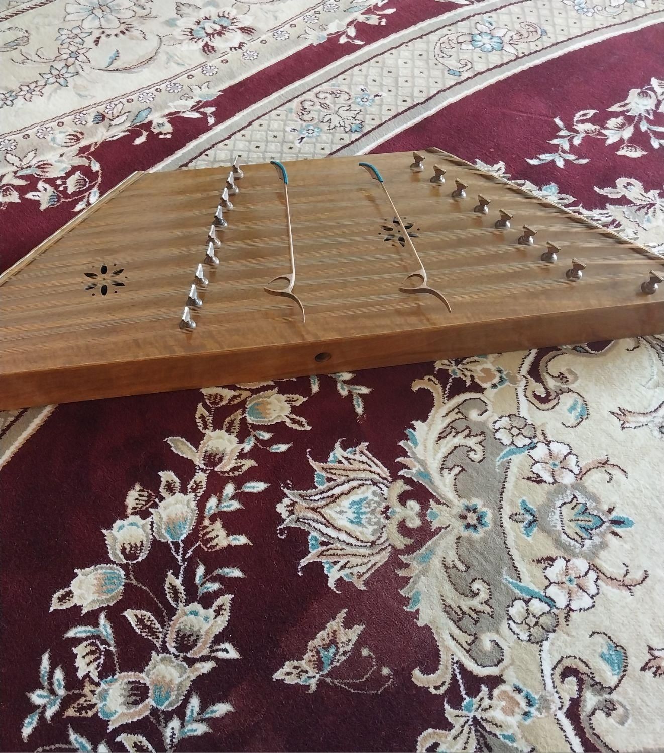 سنتور ایرج|سازهای سنتی|اصفهان, شفق|دیوار