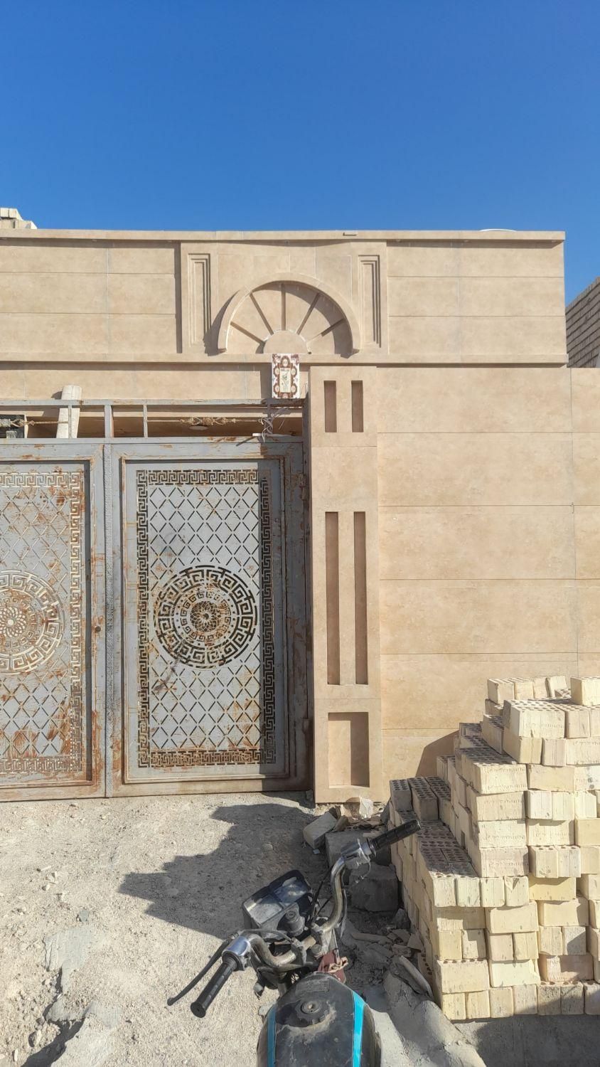 انجام انواع کاشی و سرامیک کف وبدنه پذیرفته میشود|خدمات پیشه و مهارت|بندر امام خمینی, |دیوار