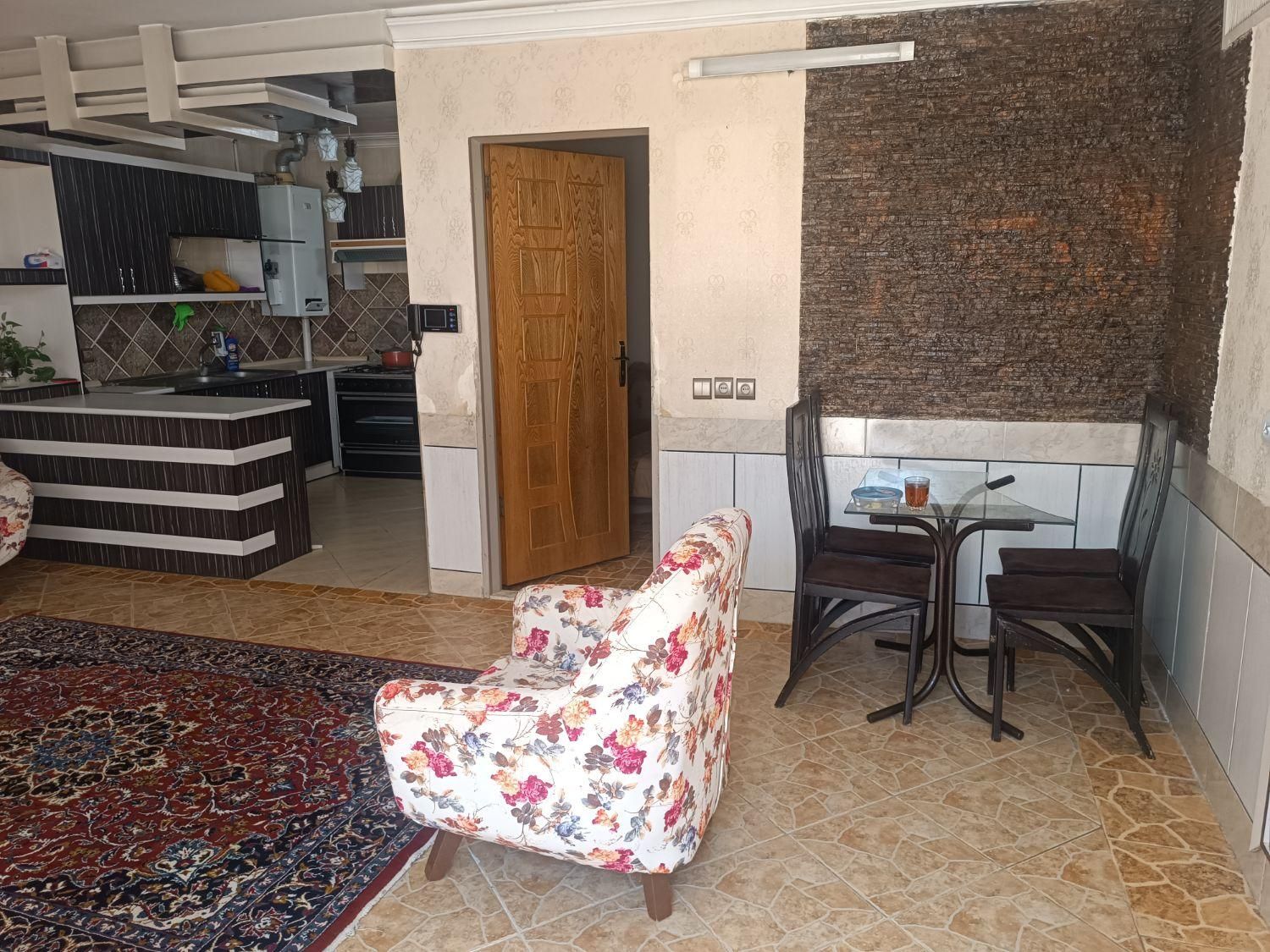 اجاره روزانه/هفتگی/ماهانه منزل ویلایی دوطبقه۱۰۰ مت|اجارهٔ کوتاه‌مدت آپارتمان و سوئیت|اصفهان, آبشار|دیوار