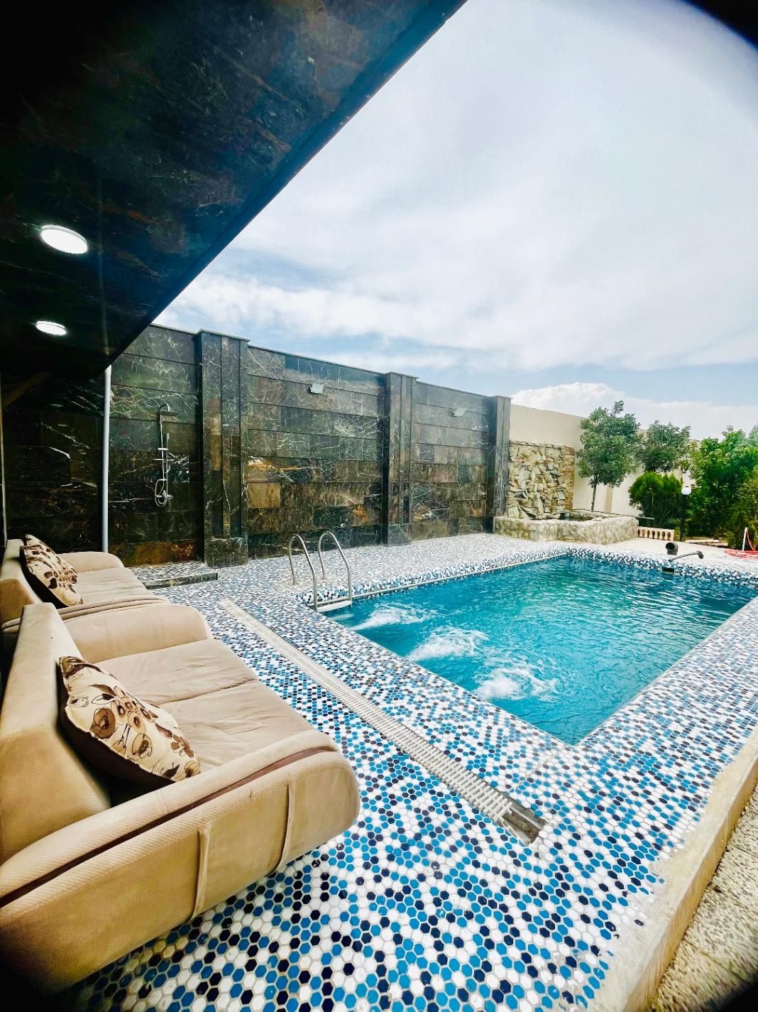 اجاره روزانه/باغ ویلا/استخر آبگرم/فول امکانات/جشن|اجارهٔ کوتاهمدت ویلا و باغ|محمدشهر, محمدشهر|دیوار