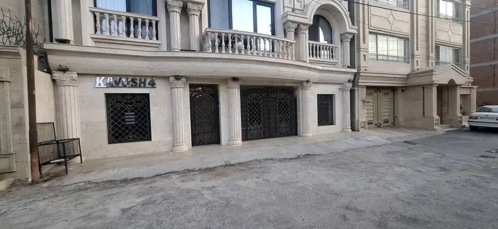 اپارتمان ۲۰۰ متری نوساز در کوچه برند طالب املی|فروش آپارتمان|آمل, |دیوار