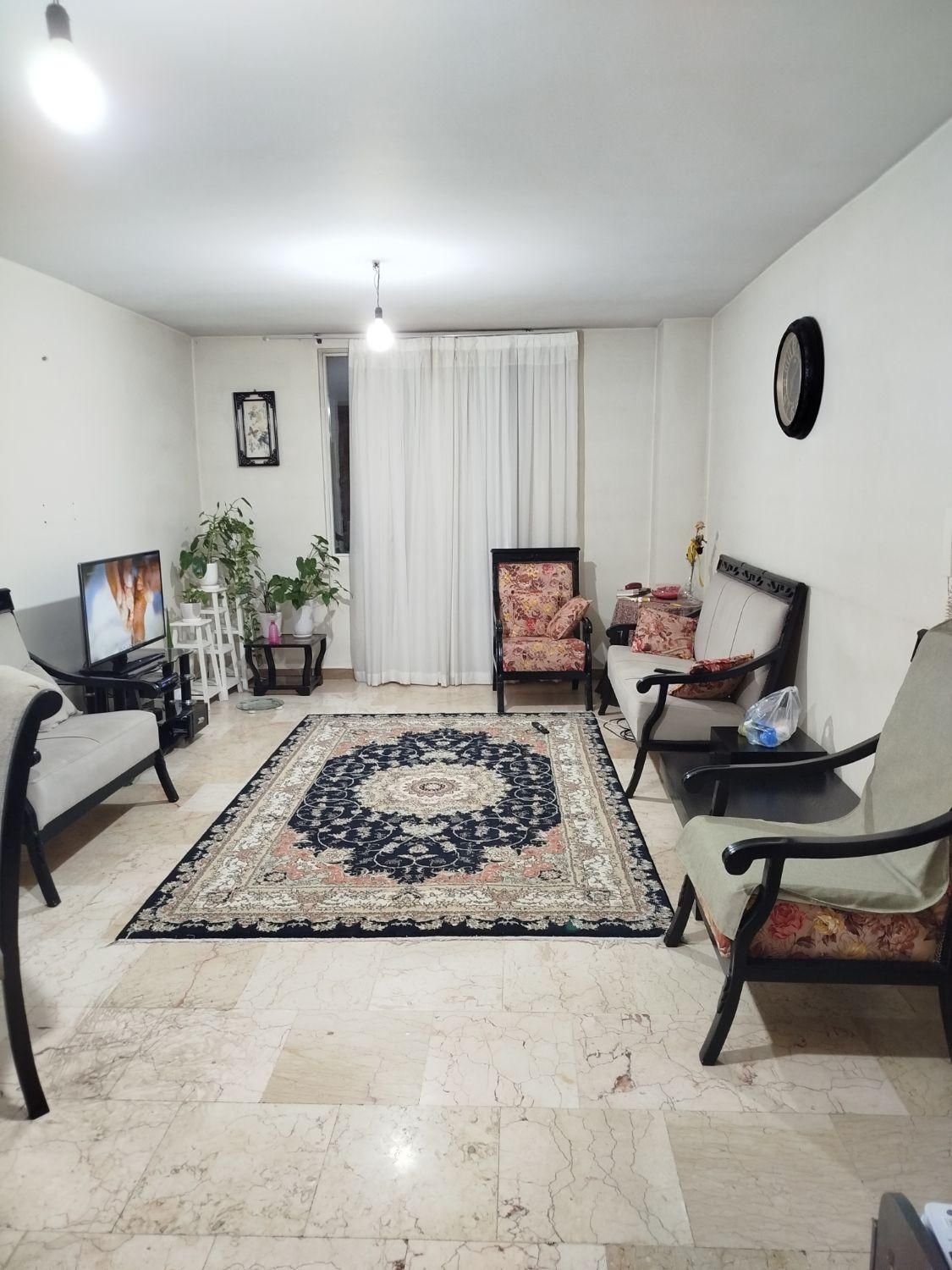 فروش آپارتمان / ۶۵ متری / بر خ چمران / مجتمع زمرد|فروش آپارتمان|بومهن, |دیوار