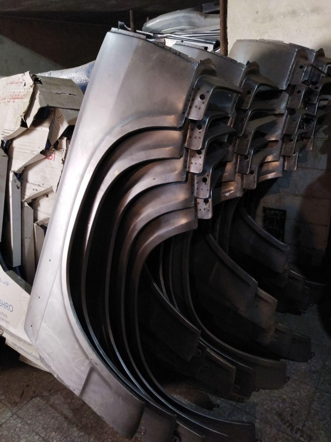 لوازم نیسان،قطعات بدنه کاپوت گلگیرسپر جلو و صندلی|قطعات یدکی و لوازم جانبی|تهران, مسعودیه|دیوار