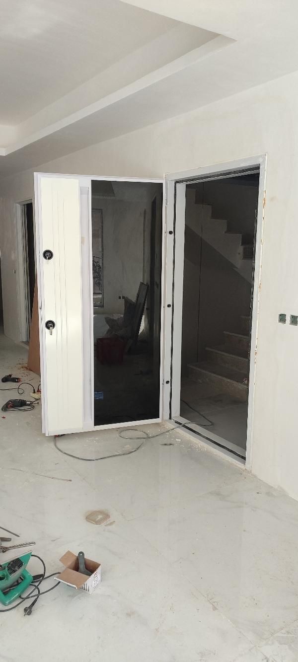 نصاب درب ضدسرقت،نصب درب داخلی،ضدحریق،تنظیم،ریگلاژ|خدمات پیشه و مهارت|تبریز, |دیوار