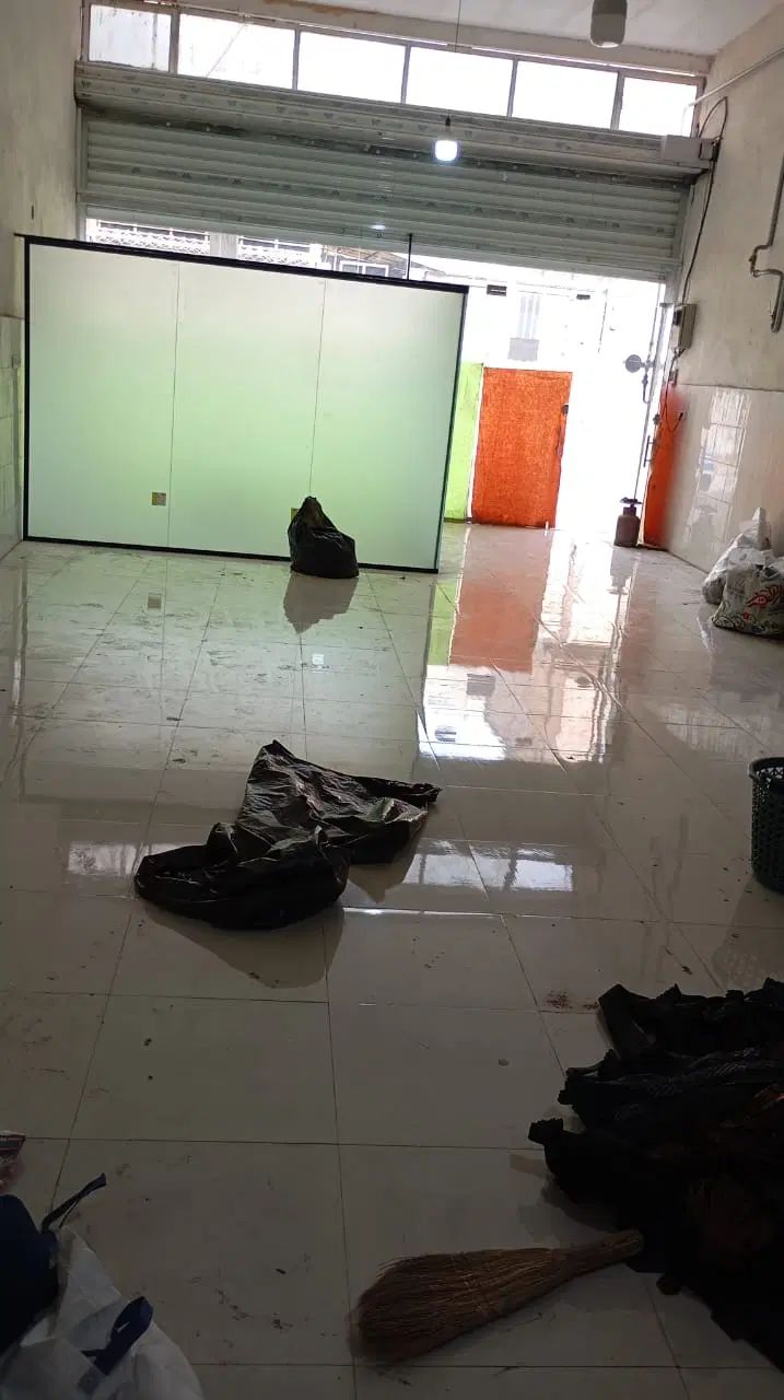 مغازه ۱۲۰ متری|اجارهٔ مغازه و غرفه|کرج, اخگرآباد|دیوار