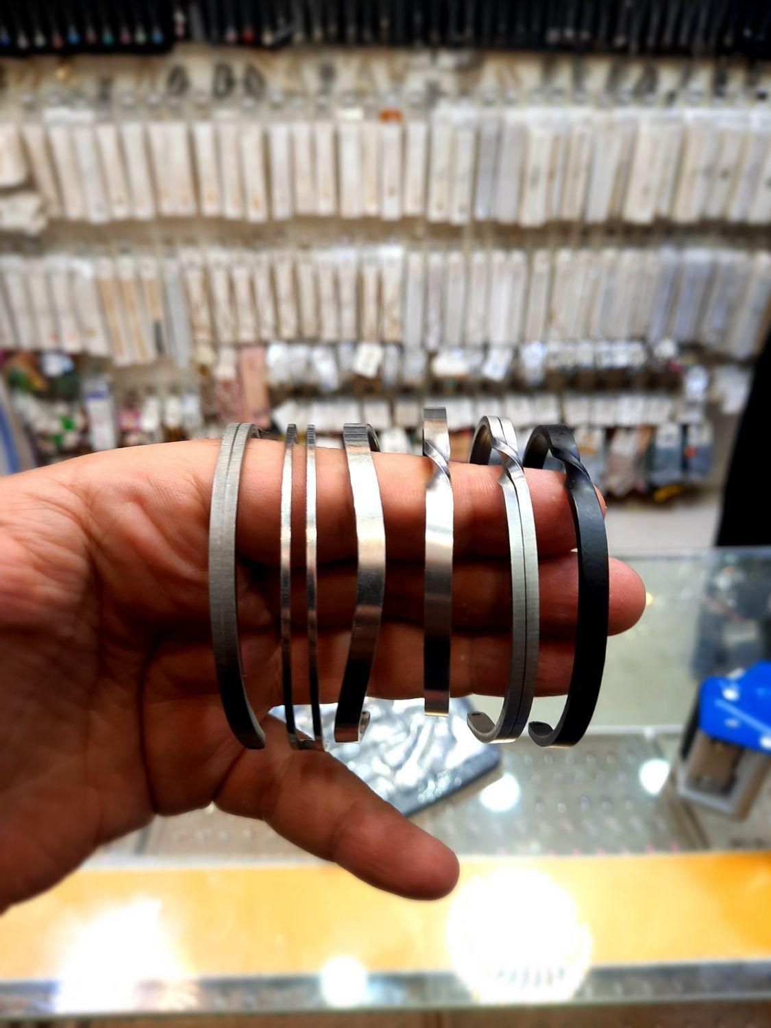 دستبند بنگل استیل دارای طرح های مختلف|بدلیجات|قم, ارم|دیوار