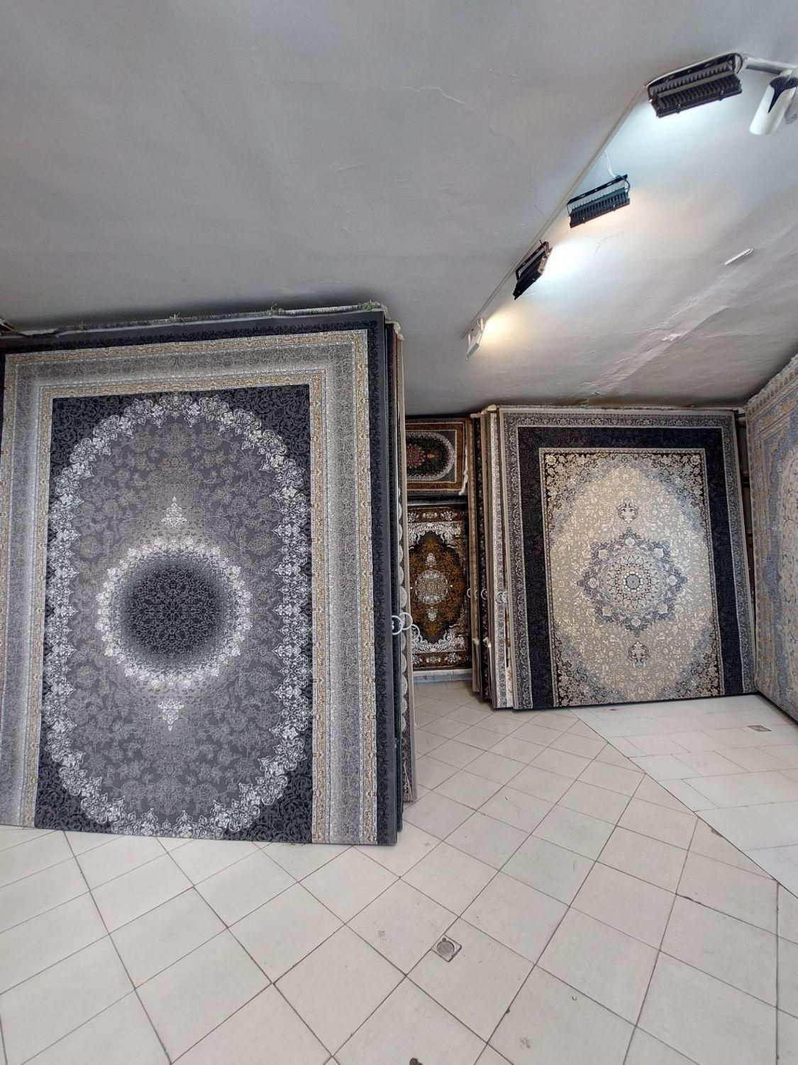 فرش۱۲متری ۷۰۰شانه ۲۵۵۰ تراکم نخ ورجین اصل ضمانتی|فرش|مشهد, طلاب|دیوار