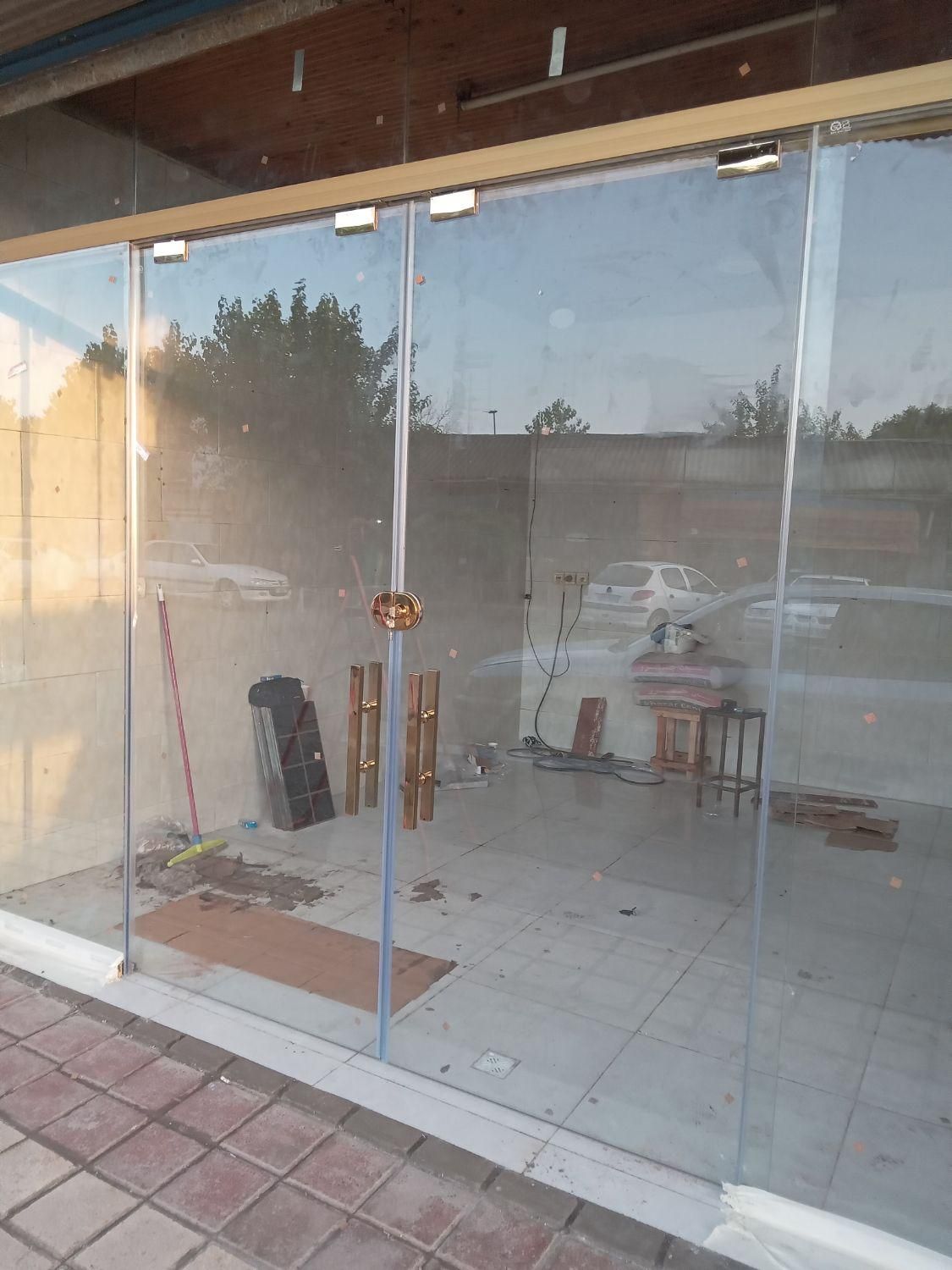 شیشه سکوریت کرکره برقی|خدمات پیشه و مهارت|رشت, سلیمانداراب|دیوار