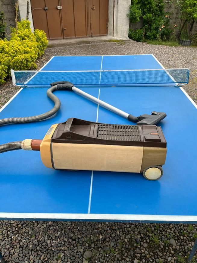 جاروبرقی عتیقه الکترلوکس اصل انگلیس روشن|جاروبرقی، جارو شارژی، بخارشو|رشت, گلسار|دیوار