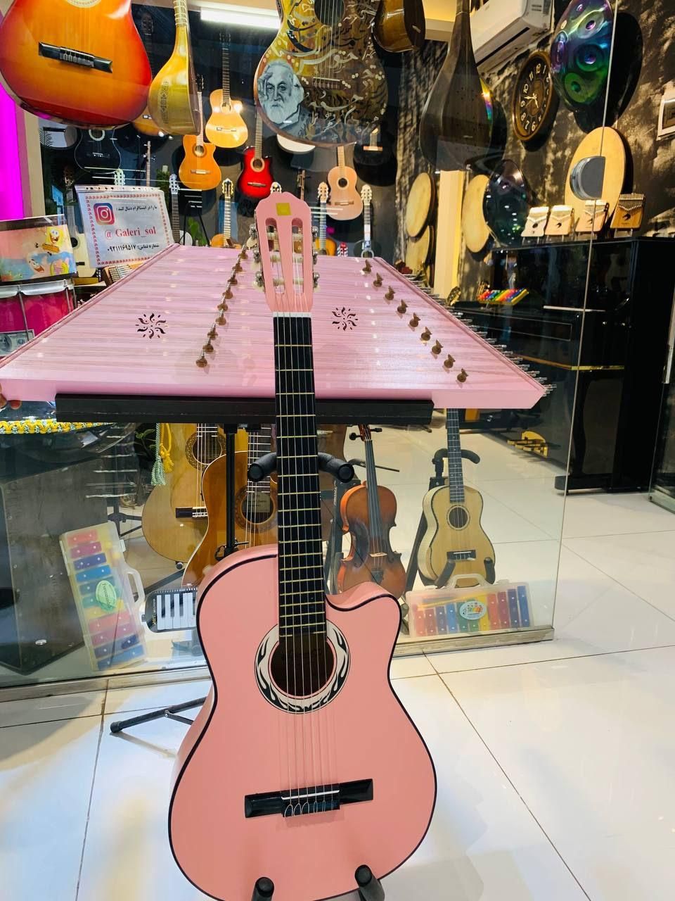 فروش گیتار هرنیس اقساط بدون پیش پرداخت|گیتار، بیس، امپلیفایر|نیشابور, فردوس شمالی|دیوار