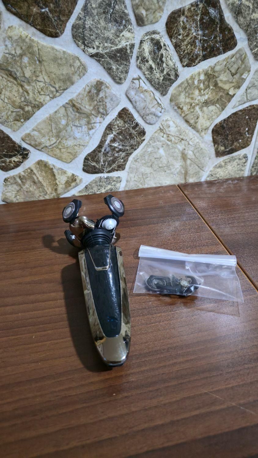 شیور SHAVER|آرایشی، بهداشتی، درمانی|اصفهان, درب کوشک|دیوار