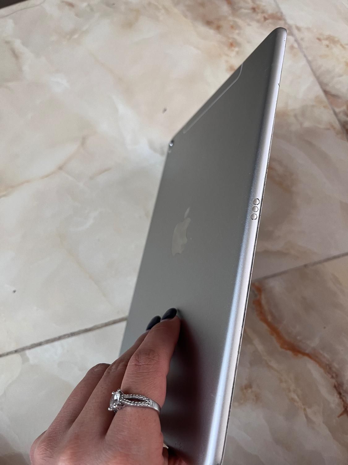 Ipad pro 9.7 inch  - نیاز به تعمیر|تبلت|تهران, پیروزی|دیوار